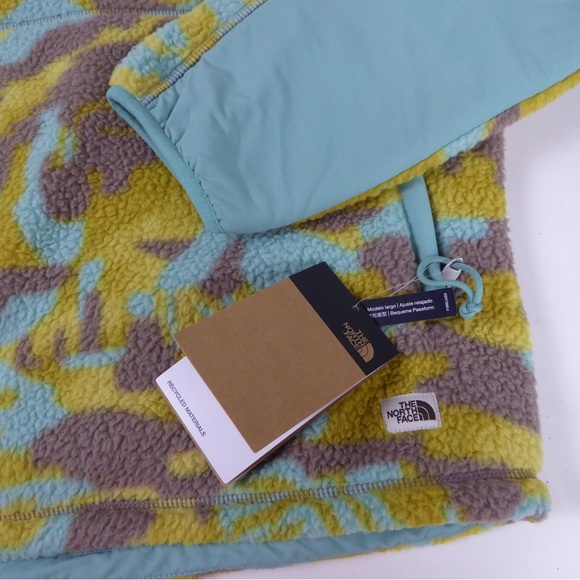 The North Face Camo Cragmont 1/4 Snap Jacket Relaxed Fit Fleece NWT Womens - Picture 4 of 9